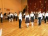 3a klasė šoka lietuvių liaudies šokį „Krakoviakas“ - 